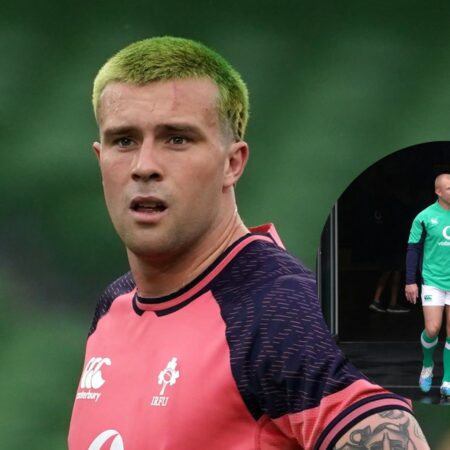 Mack Hansen guide les hommages à Keith Earls avec une nouvelle coupe de cheveux et une couleur brillante.