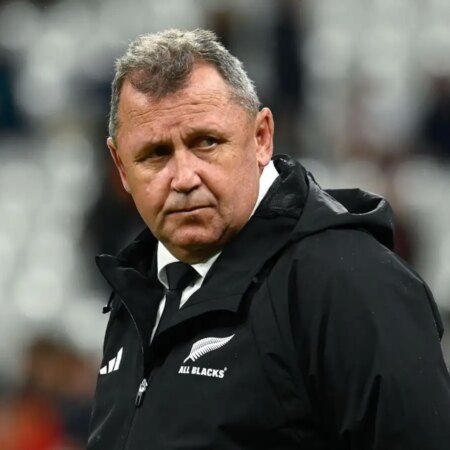 Ian Foster n’est pas d’accord avec la décision de l’arbitre en fin de finale de la Coupe du Monde de Rugby.
