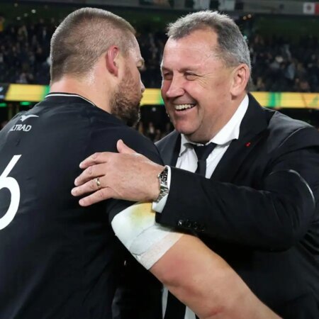 Ian Foster se confie sur la décision difficile de mettre fin au rêve de Coupe du Monde de rugby du populaire All Black.