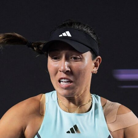 Jessica Pegula atteint la finale du WTA Finals ; Iga Swiatek-Aryna Sabalenka interrompues par la pluie